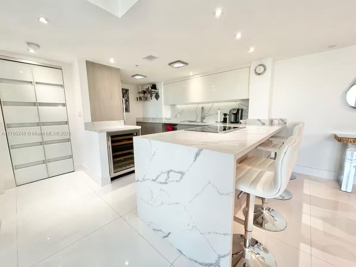 90 Alton Rd #FL-5, Miami Beach FL 33139