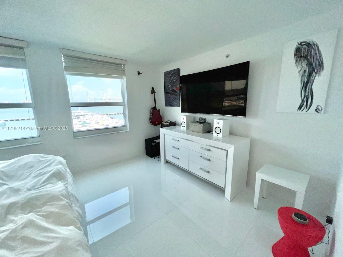90 Alton Rd #FL-5, Miami Beach FL 33139