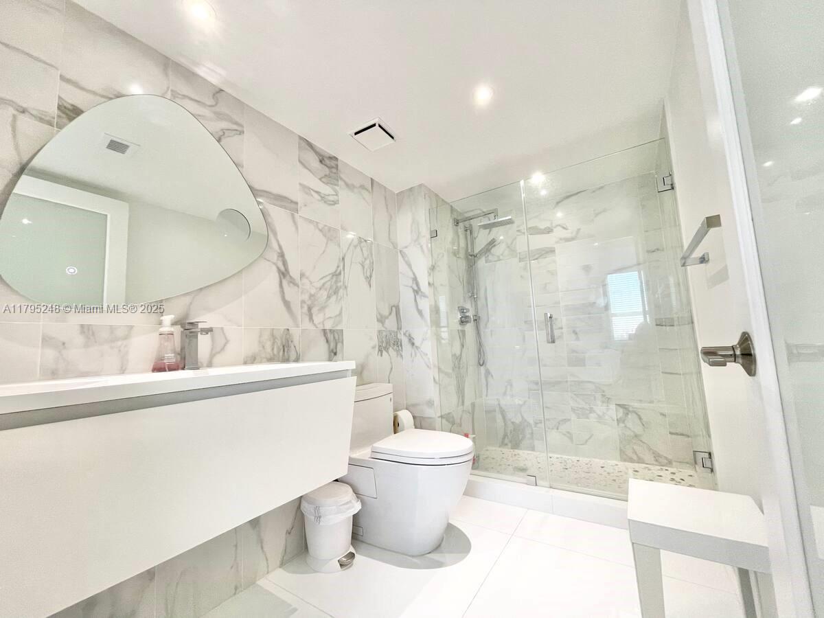 90 Alton Rd #FL-5, Miami Beach FL 33139