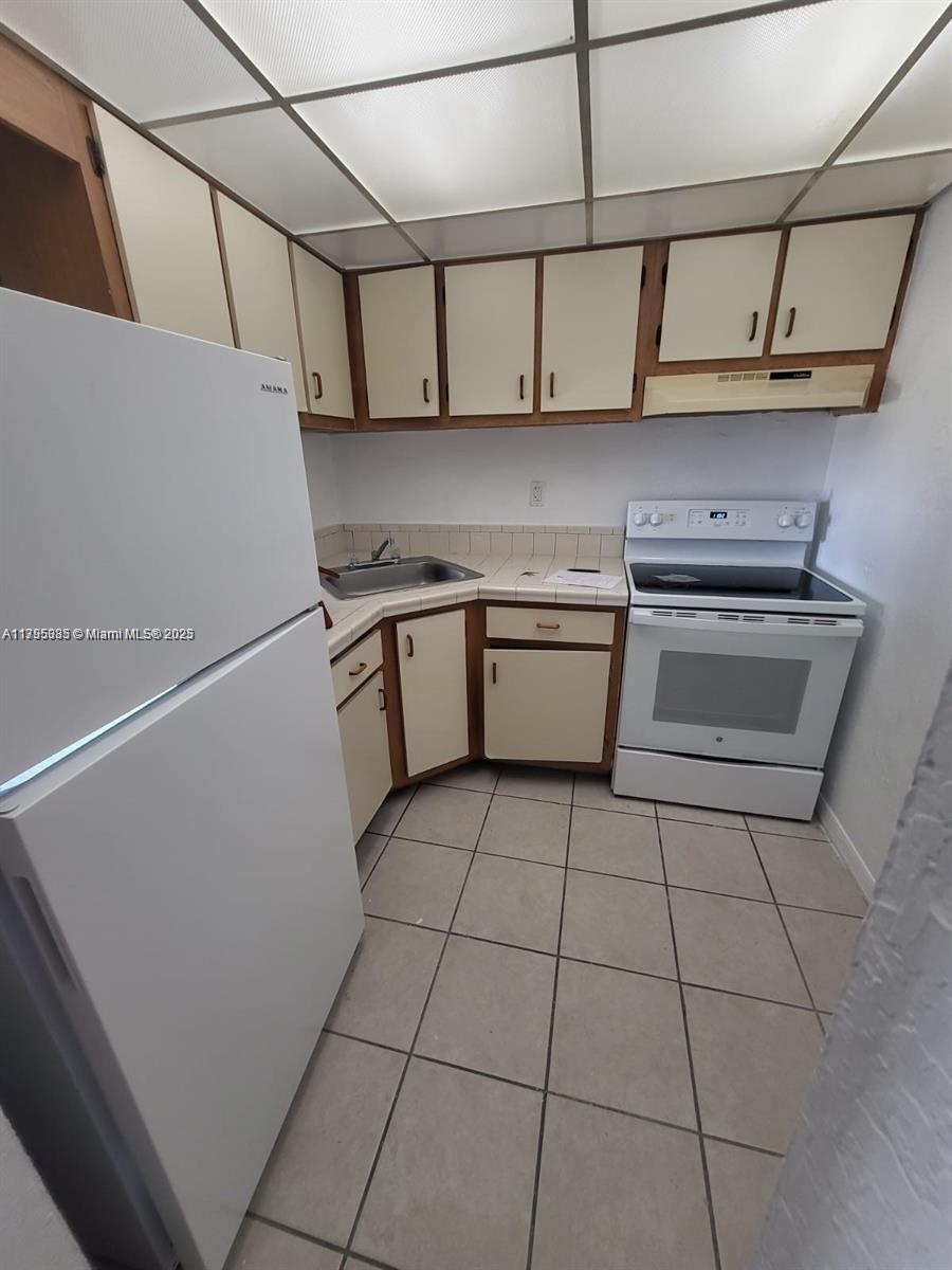 Property photo # 2