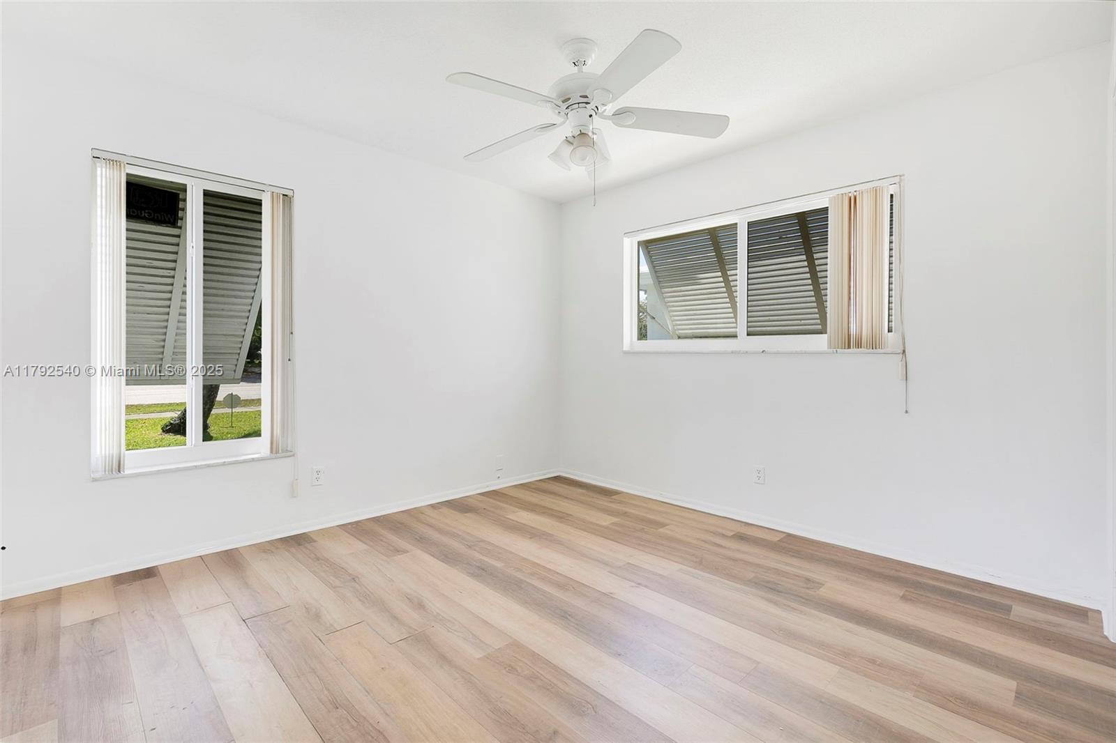2701 N Cypress Rd, Pompano Beach, Florida image 16