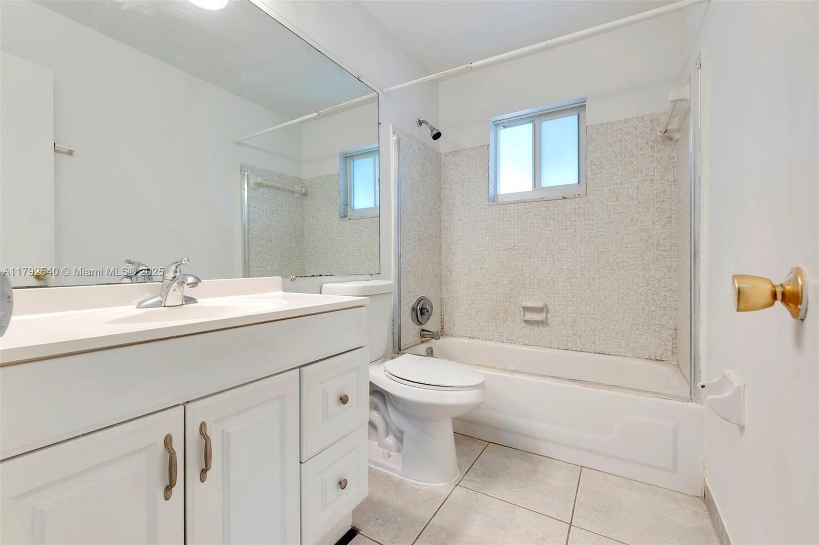 2701 N Cypress Rd, Pompano Beach, Florida image 17