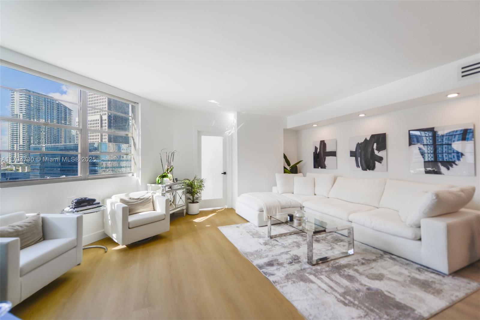 Property photo # 8