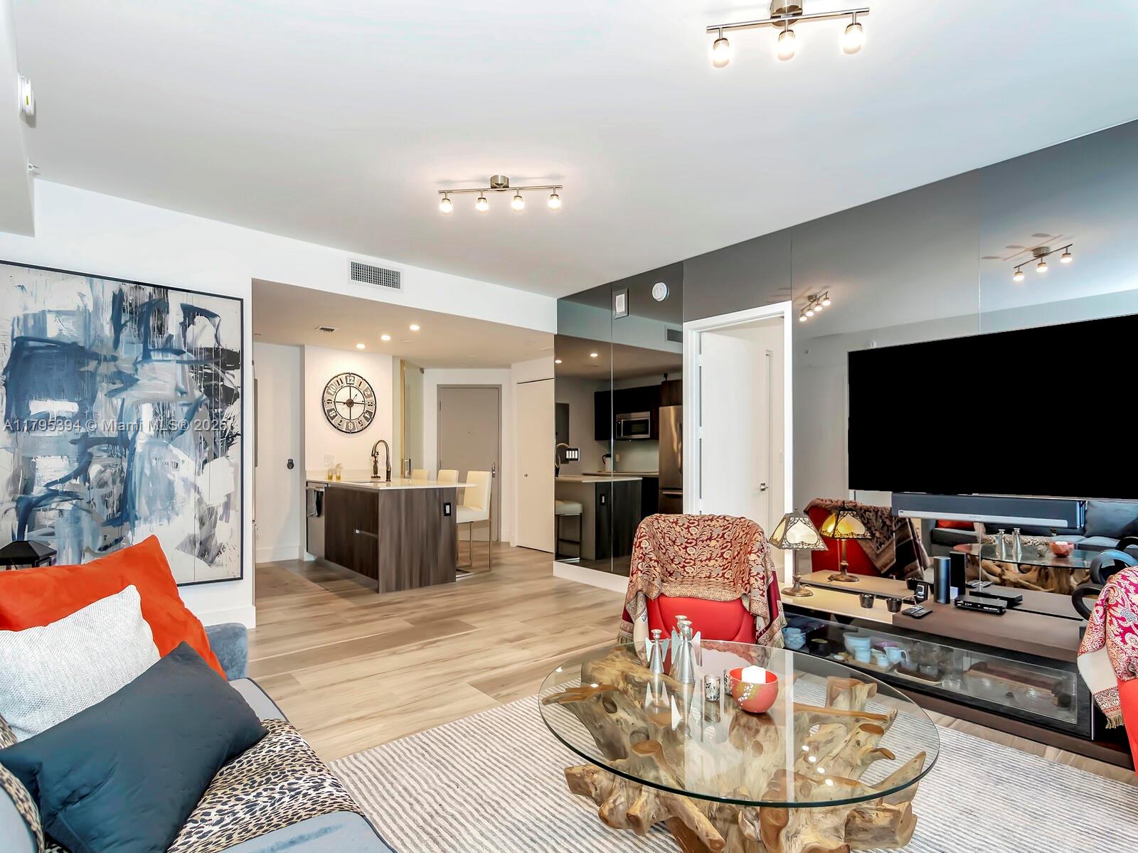Property photo # 8