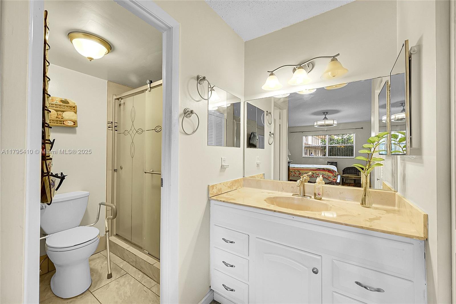 6100 S Falls Cir Dr #205, Lauderhill, Florida image 15