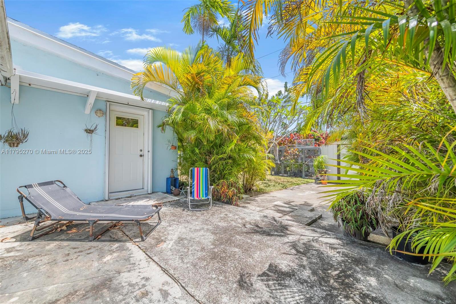 9240 Nautilus Dr, Cutler Bay, Florida image 21