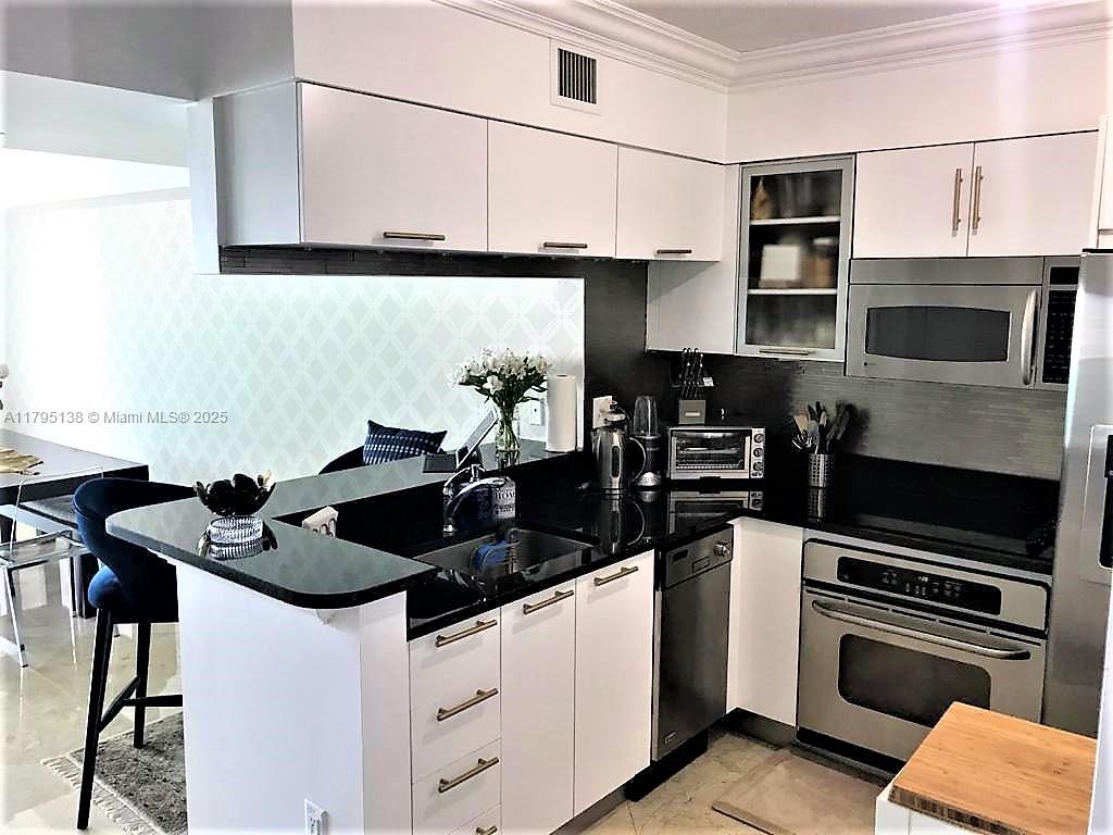 Property photo # 8
