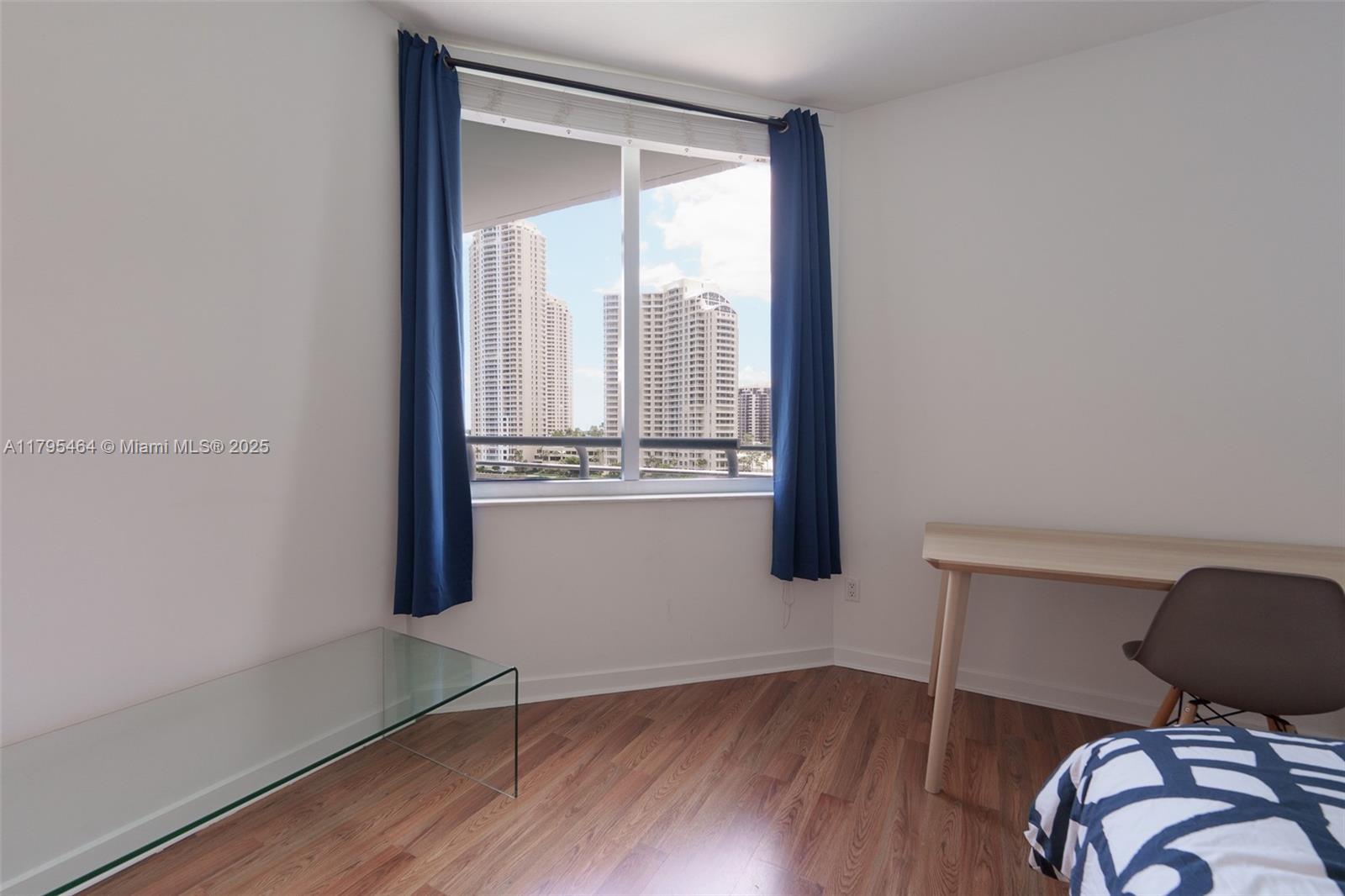 Property photo # 4
