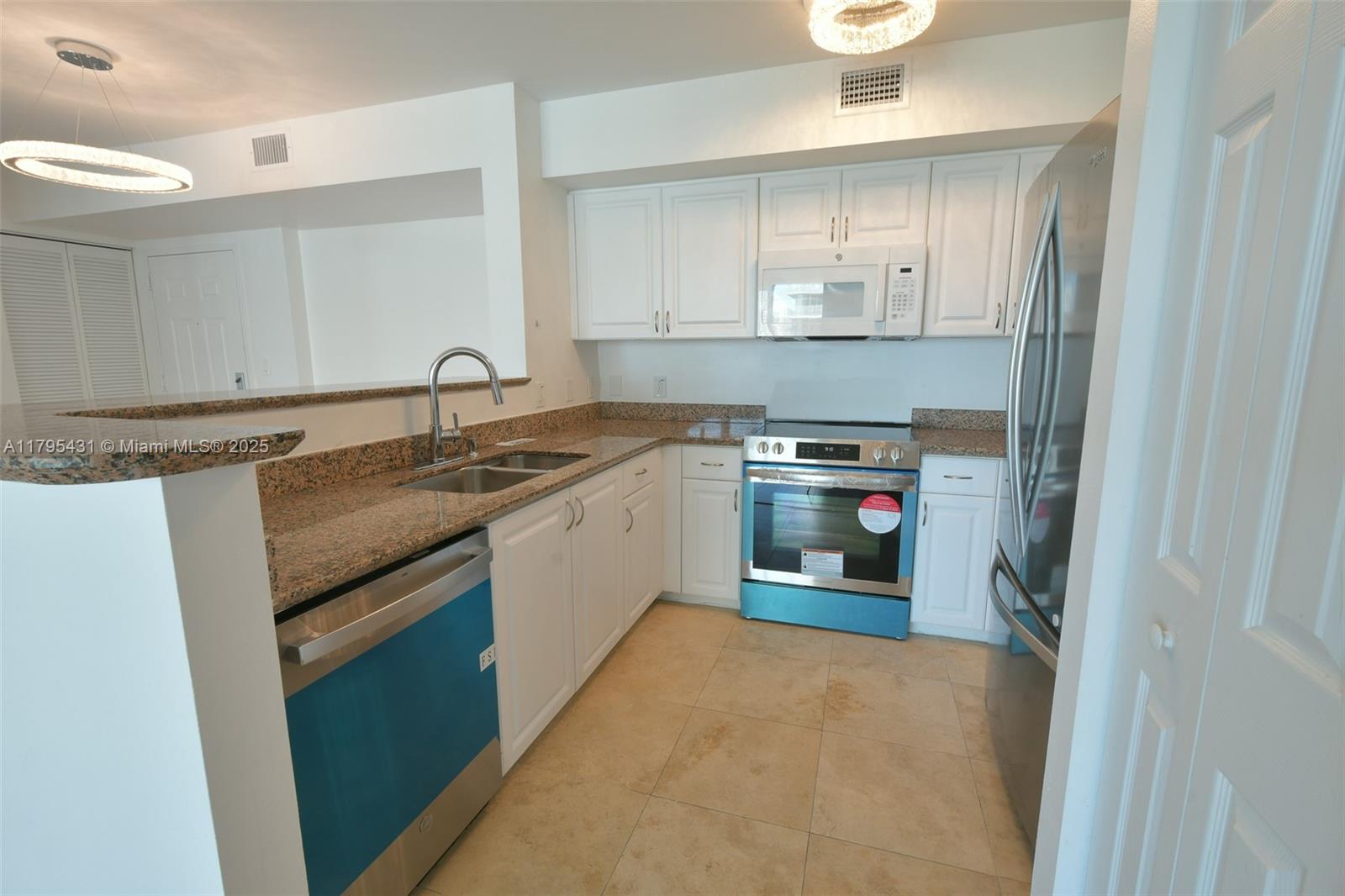 Property photo # 6
