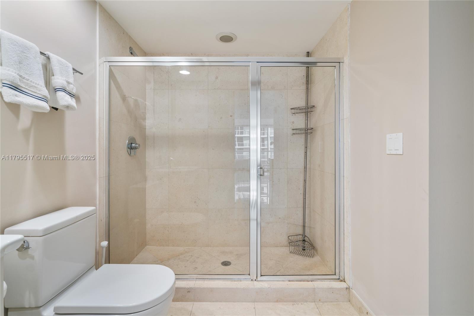495 Brickell Ave #4510, Miami FL 33131
