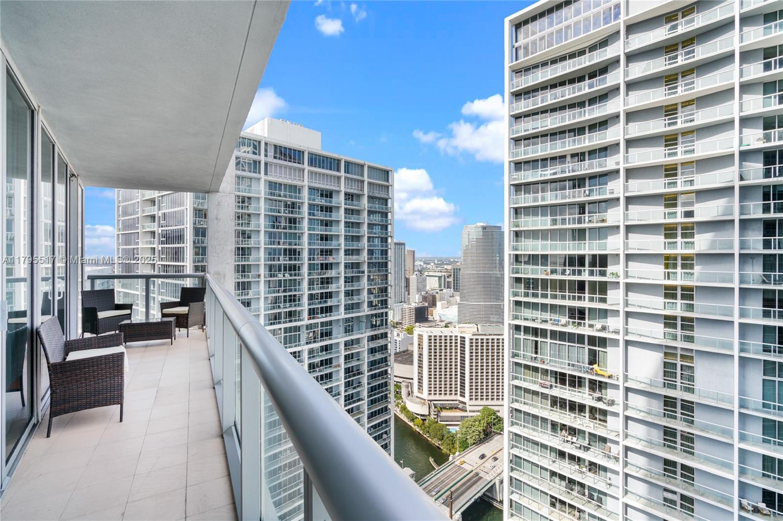 495 Brickell Ave #4510, Miami FL 33131