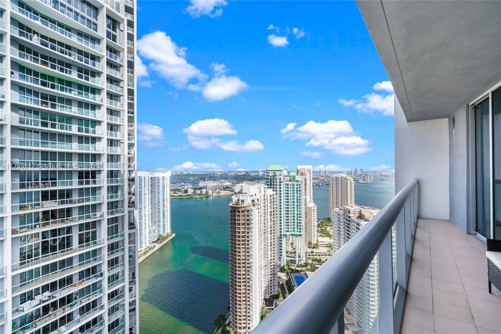 495 Brickell Ave #4510, Miami FL 33131