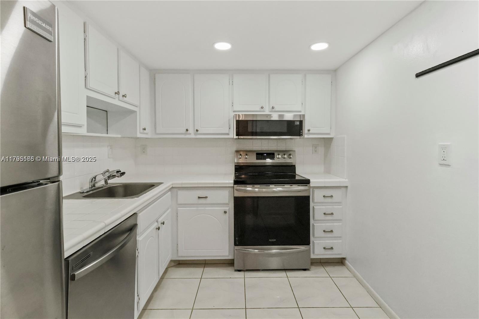 Property photo # 5