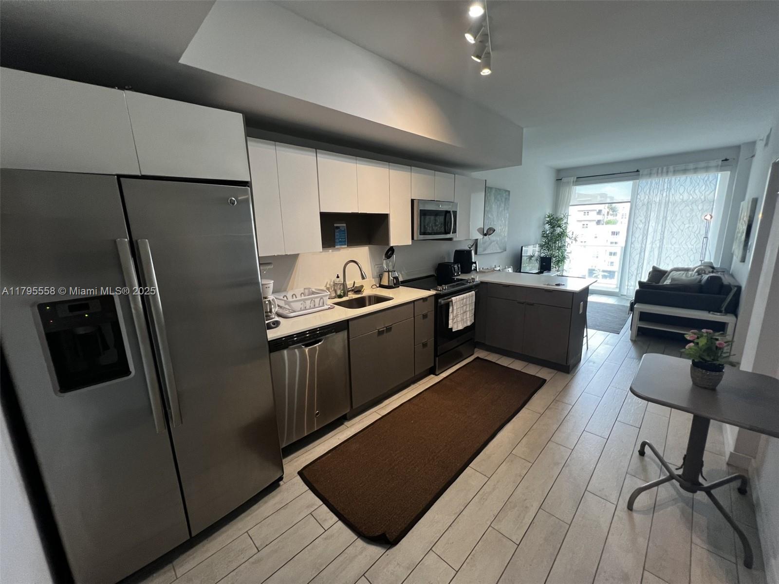 Property photo # 0