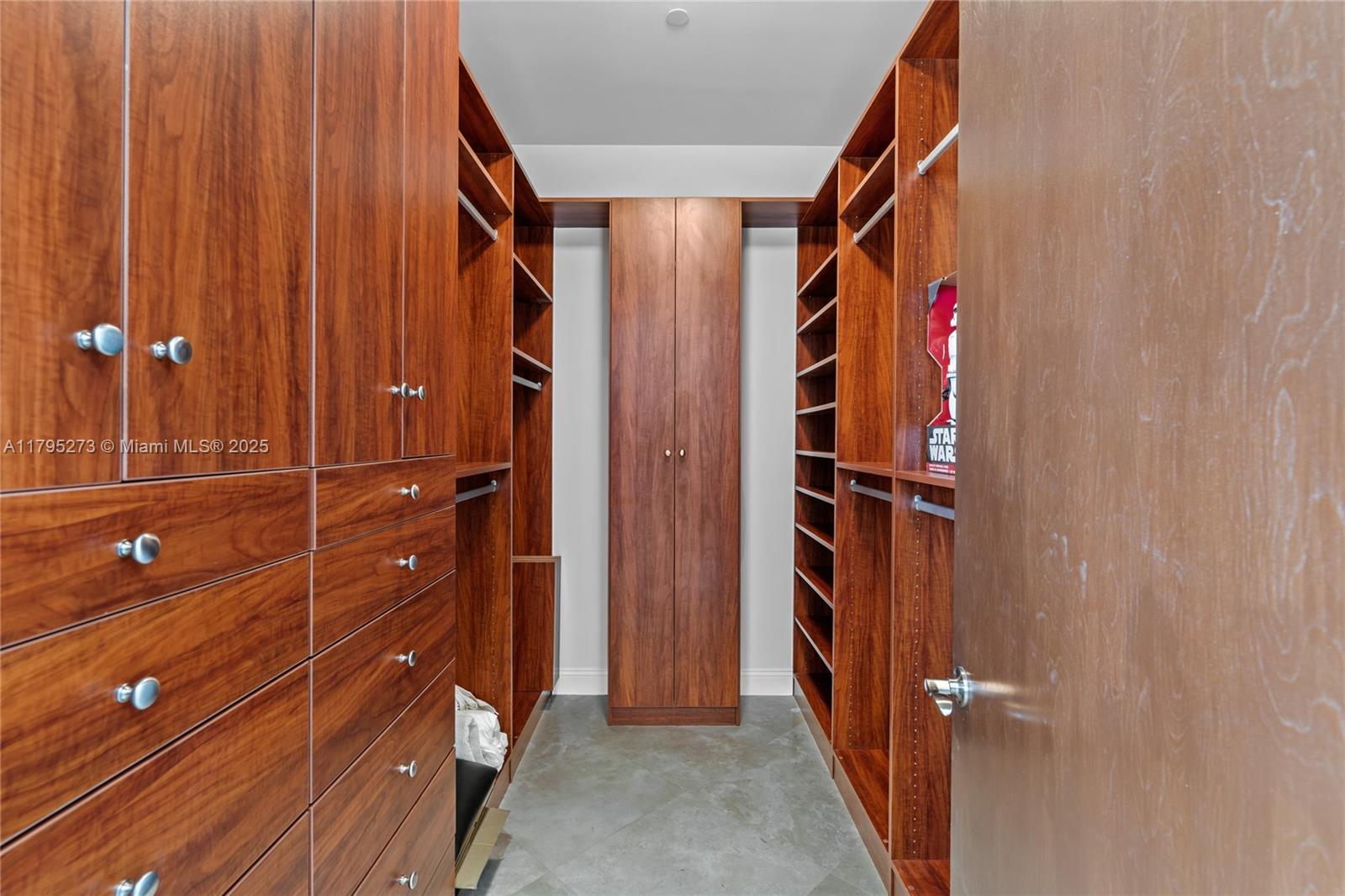 15811 Collins Ave #3901, Sunny Isles Beach FL 33160