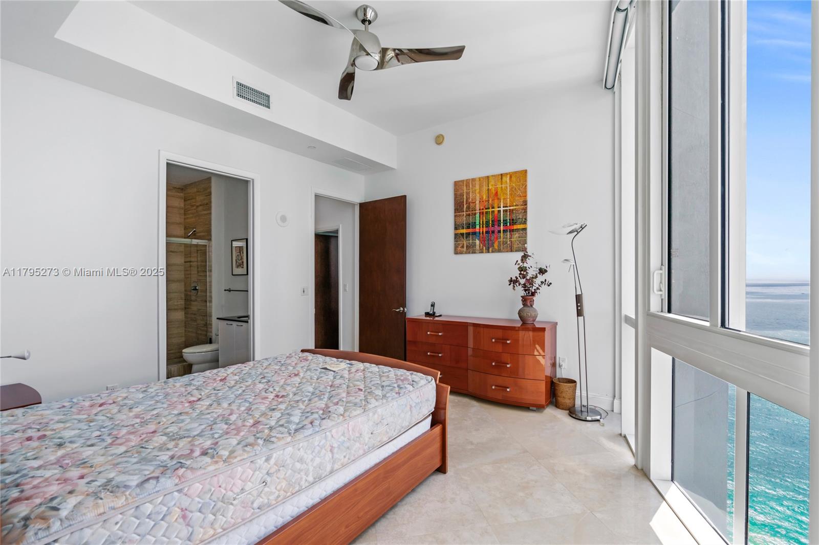 15811 Collins Ave #3901, Sunny Isles Beach FL 33160
