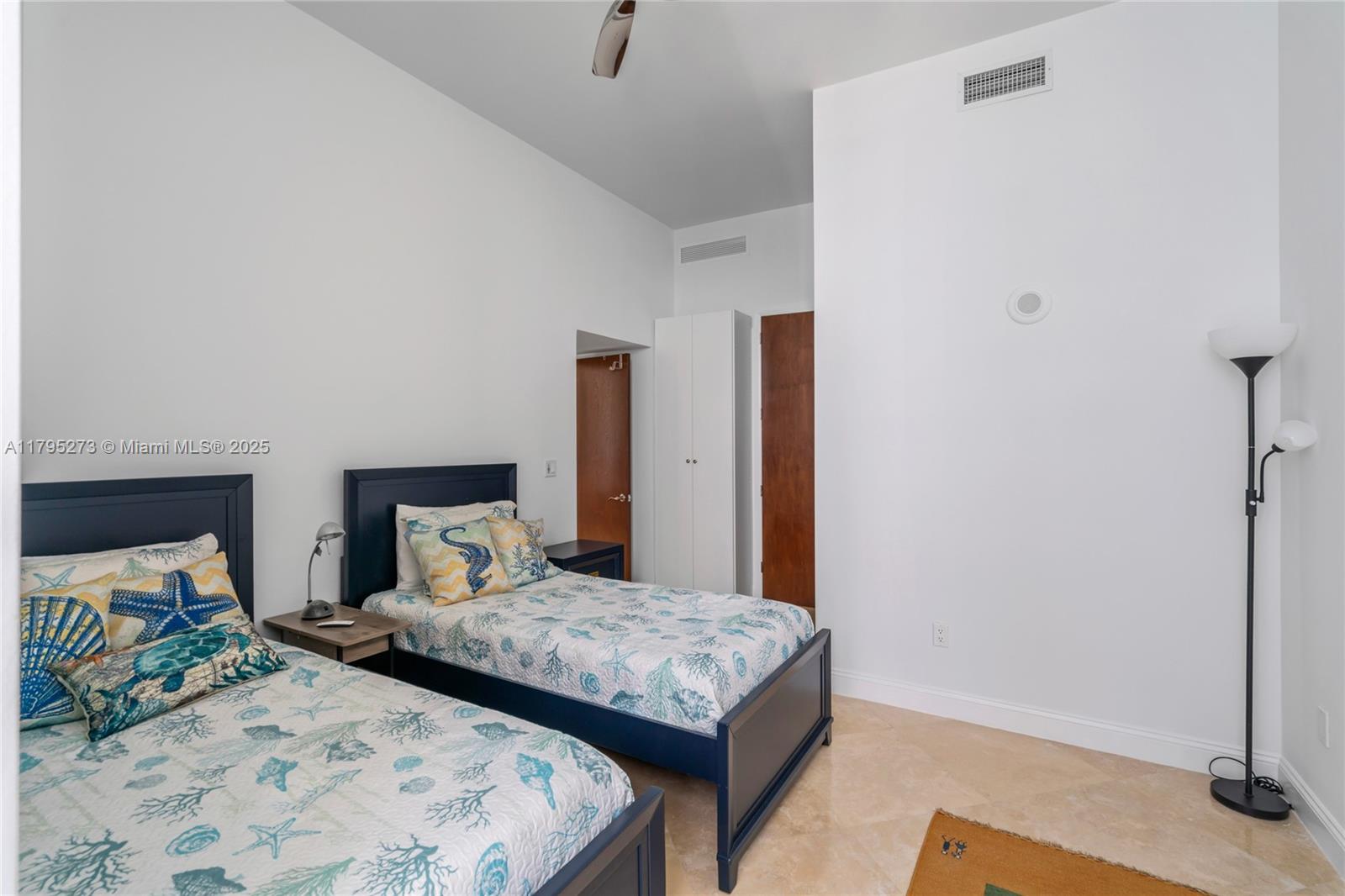 15811 Collins Ave #3901, Sunny Isles Beach FL 33160