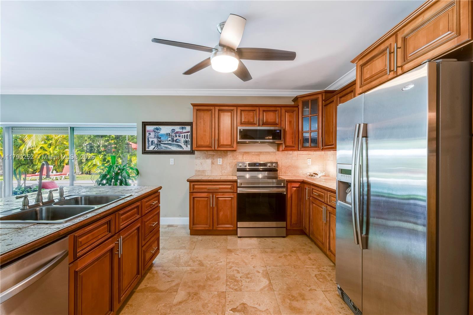 13451 SW 74th Ave, Pinecrest, Florida image 12
