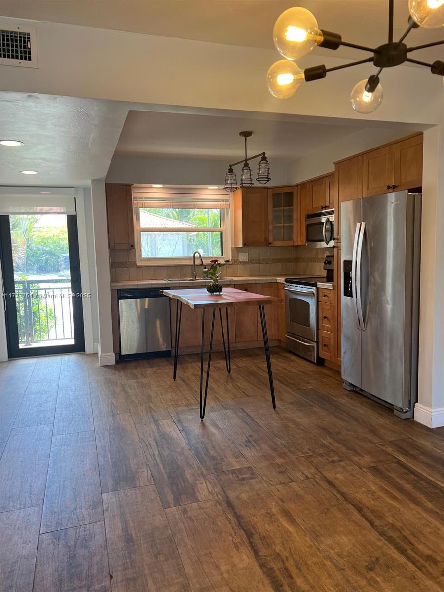 Property photo # 2