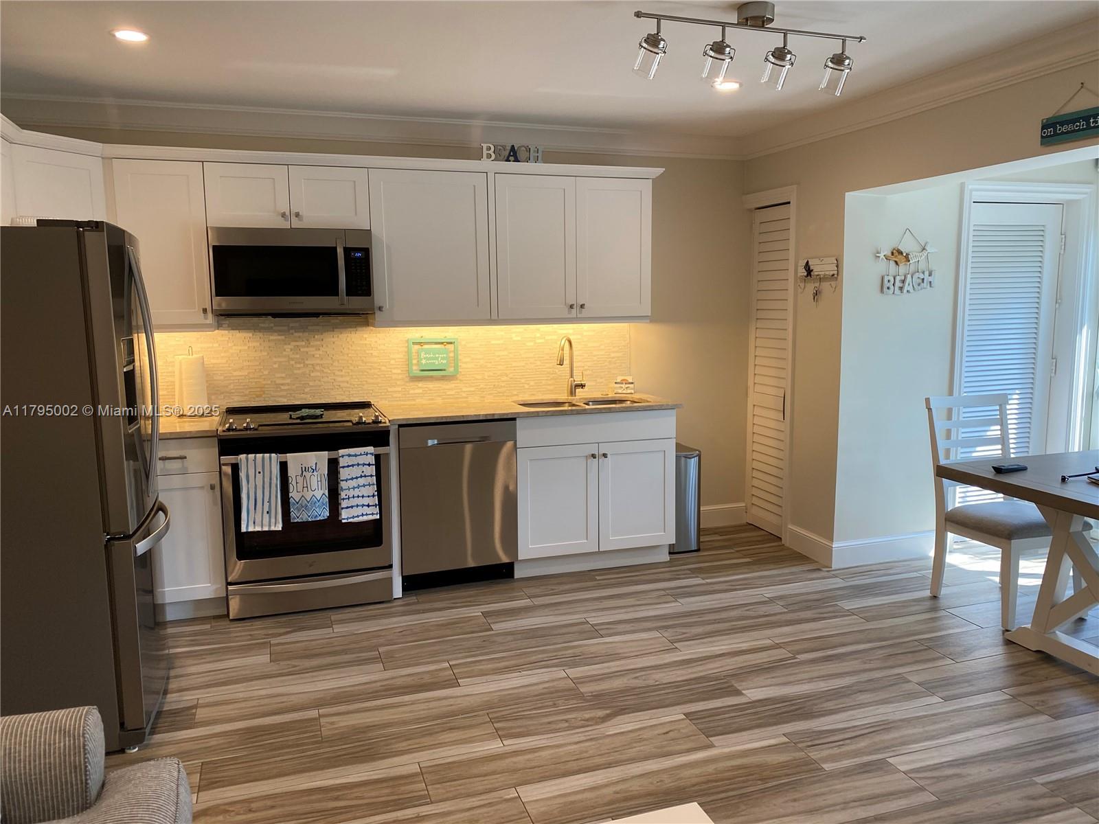11000 S Ocean Dr #211, Jensen Beach, Florida image 3