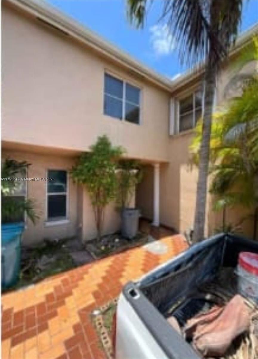 Residential, Miami, Florida image 2