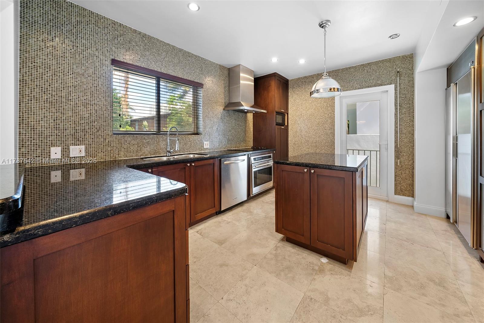 284 Ocean Blvd, Golden Beach, Florida image 28