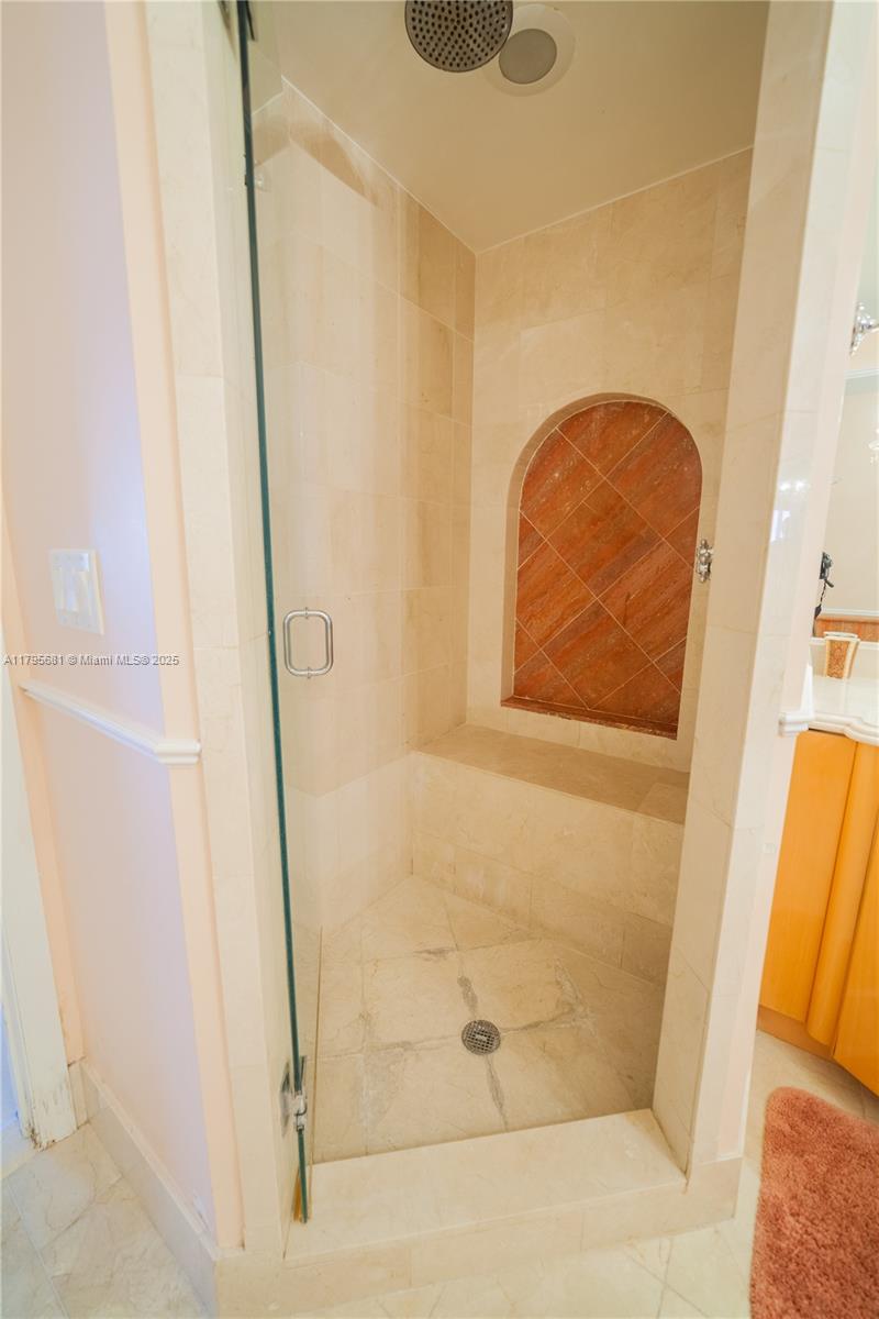 Listing Photo 13