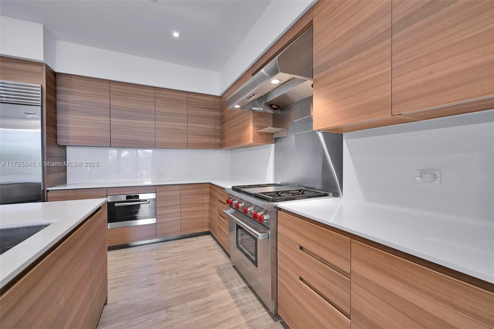 Property photo # 2
