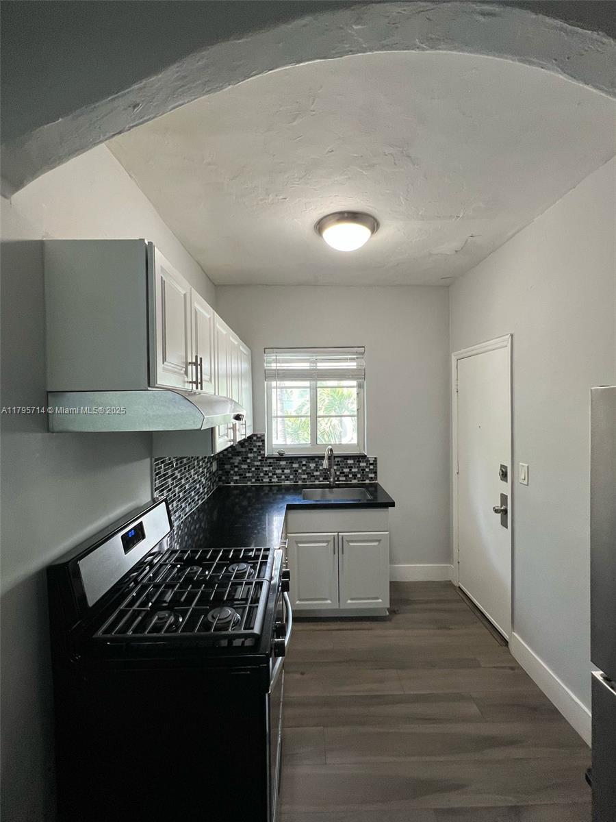 Property photo # 9
