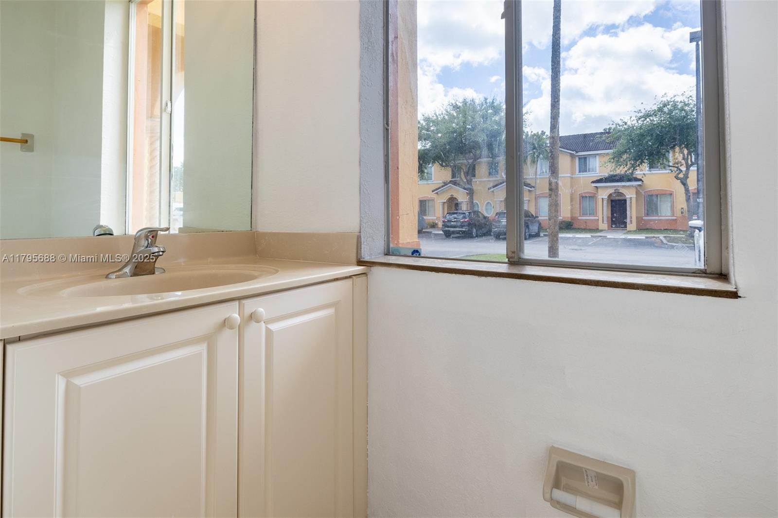 Property photo # 3