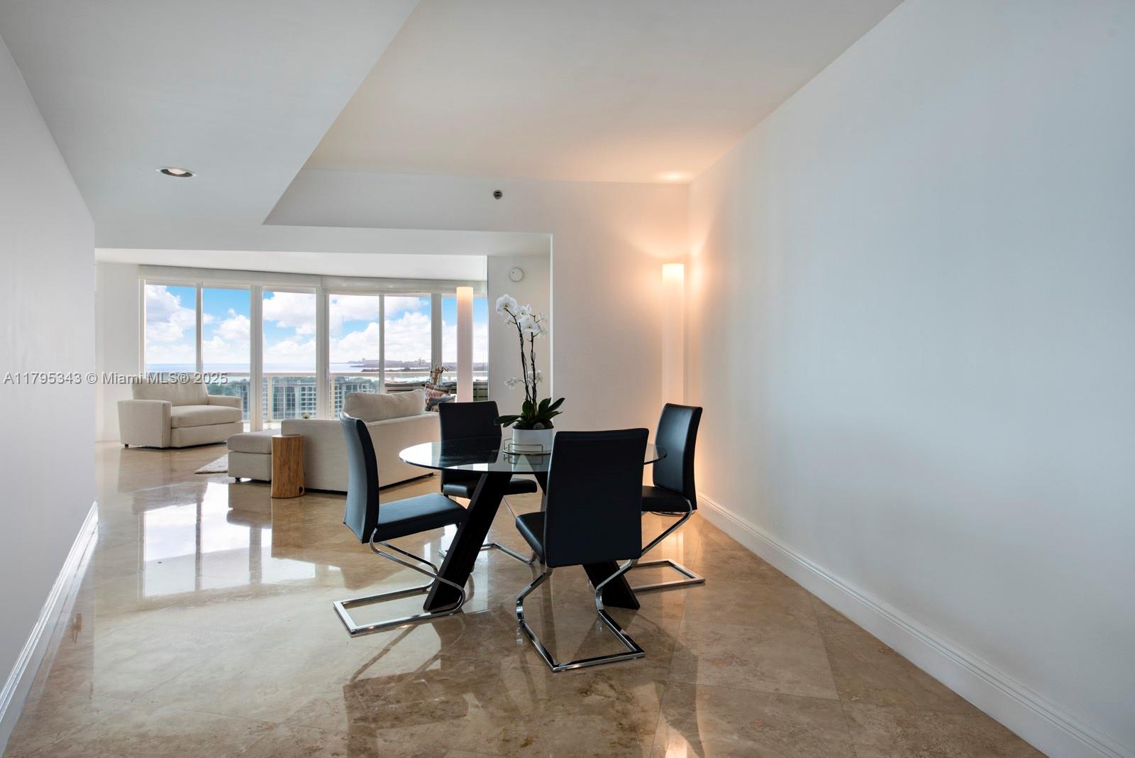 1000 S Pointe Dr #1903, Miami Beach FL 33139