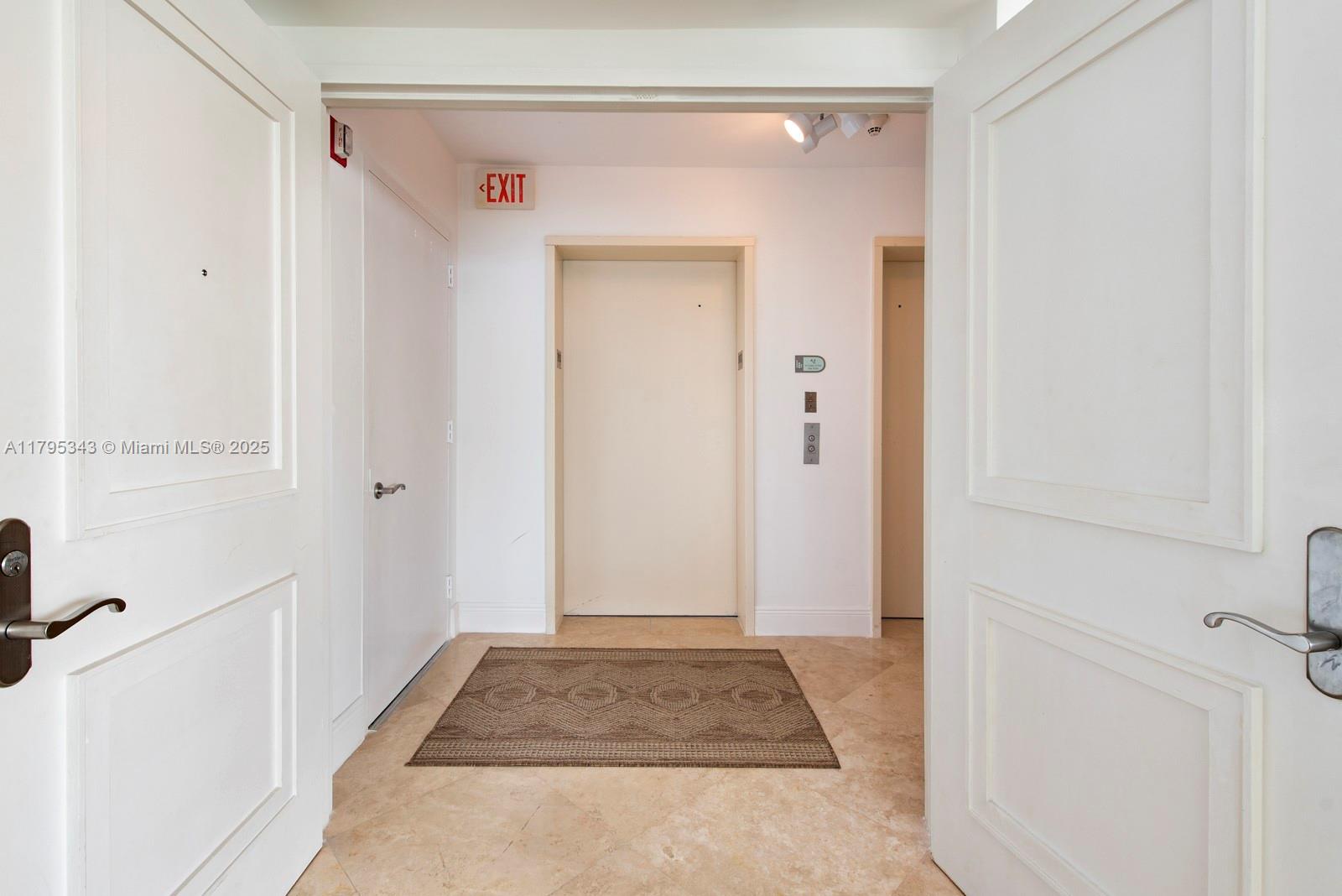1000 S Pointe Dr #1903, Miami Beach FL 33139