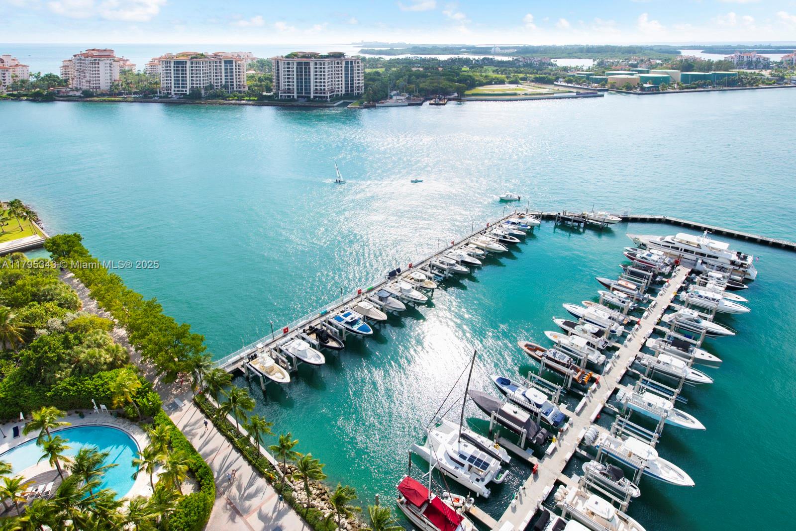1000 S Pointe Dr #1903, Miami Beach FL 33139