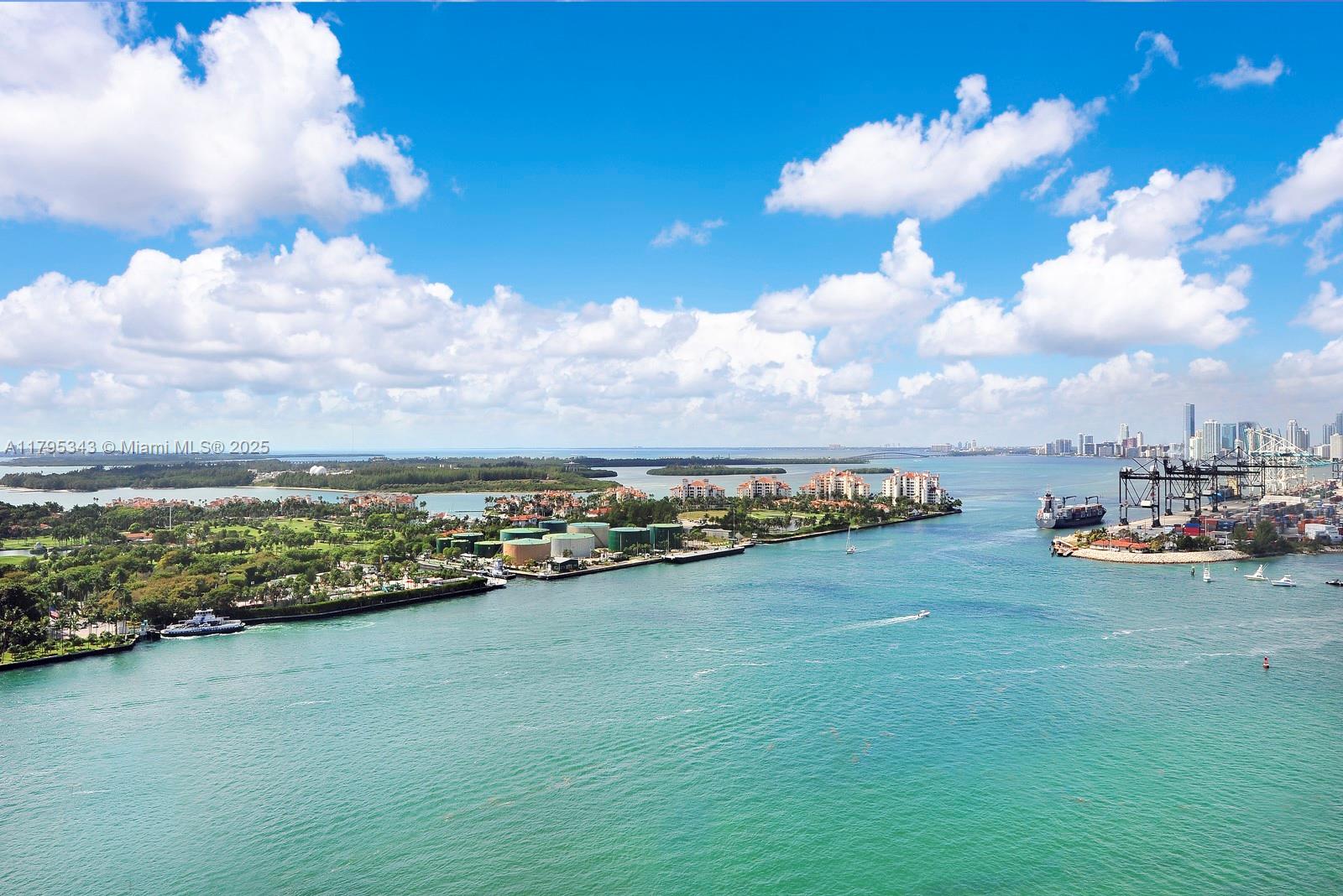 1000 S Pointe Dr #1903, Miami Beach FL 33139