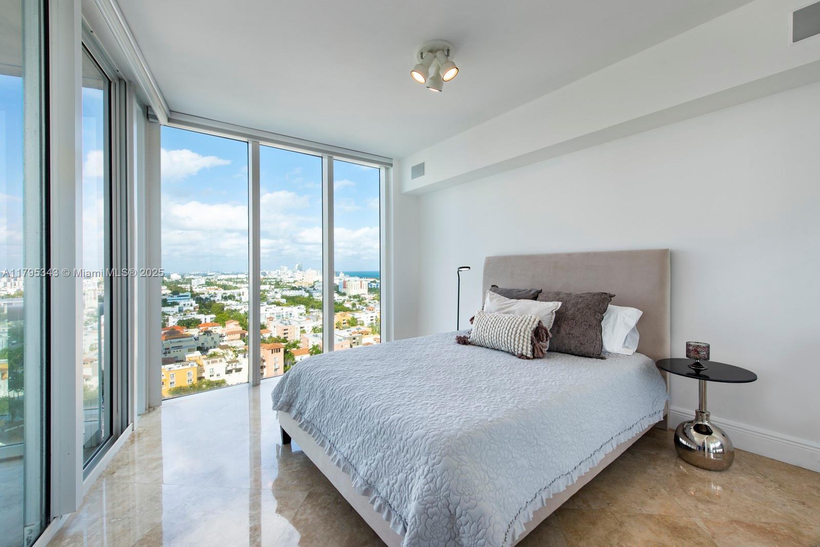 1000 S Pointe Dr #1903, Miami Beach FL 33139