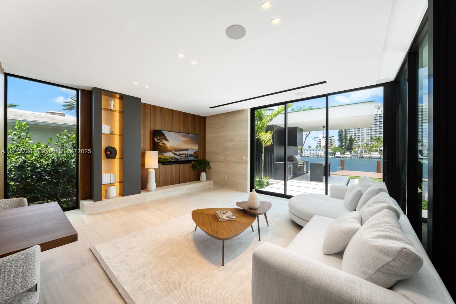 5515 Pine Tree Dr, Miami Beach, Florida image 11