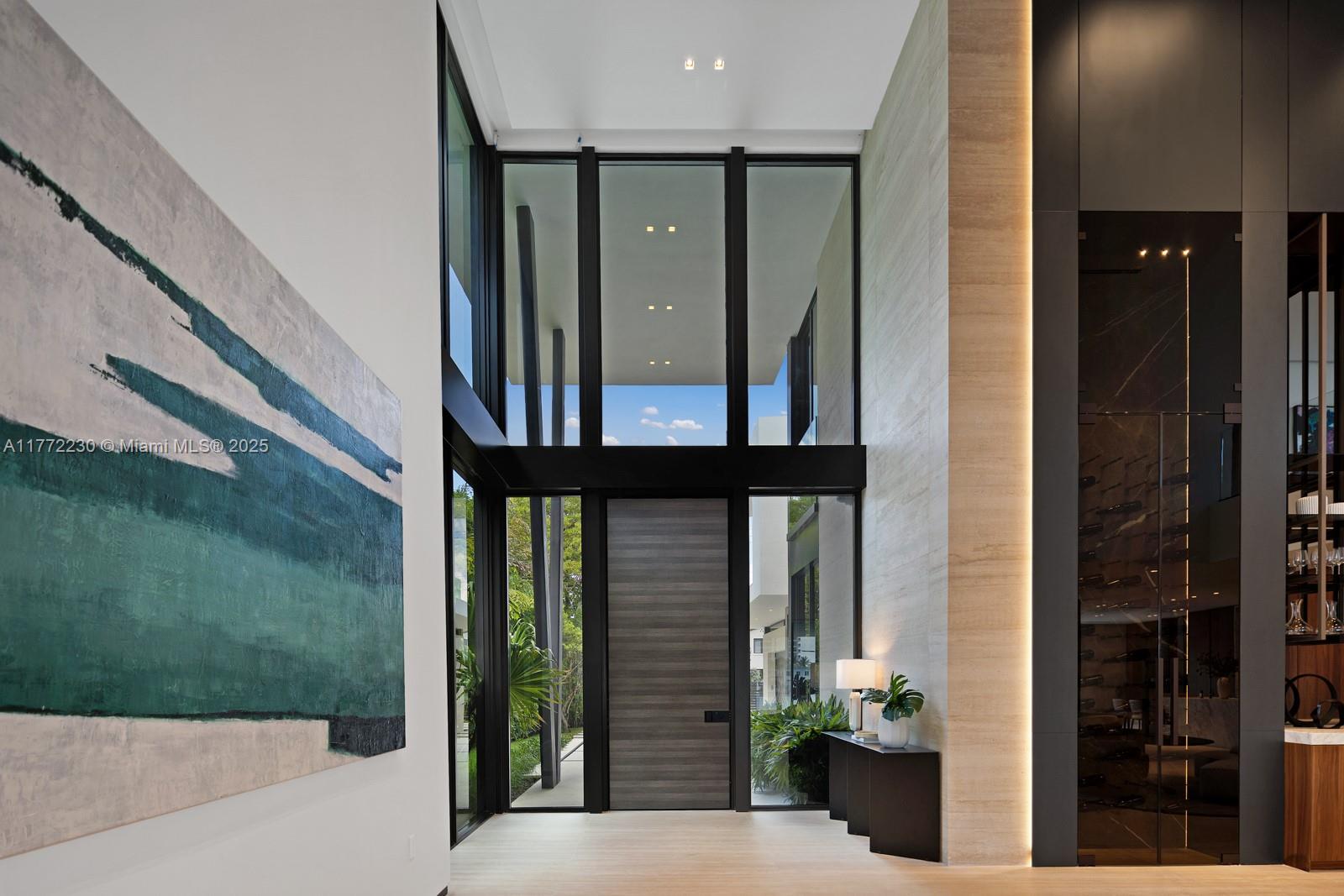 5515 Pine Tree Dr, Miami Beach, Florida image 6