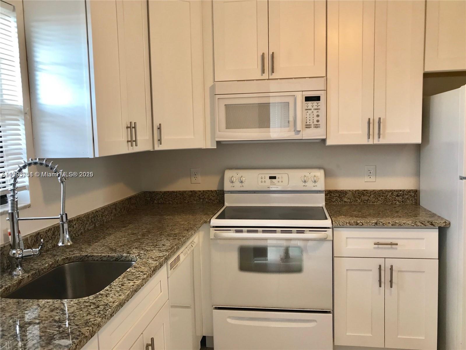 Property photo # 6