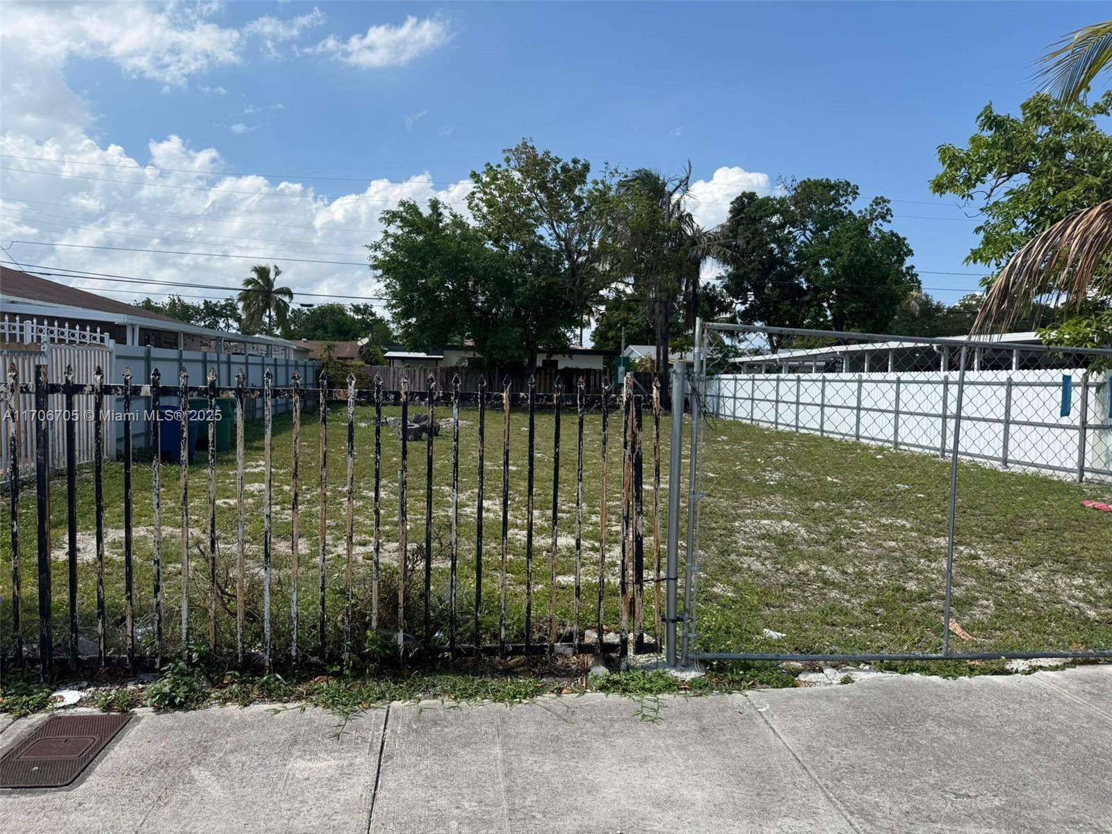 1119 NW 105th Ter, Miami, Florida image 8