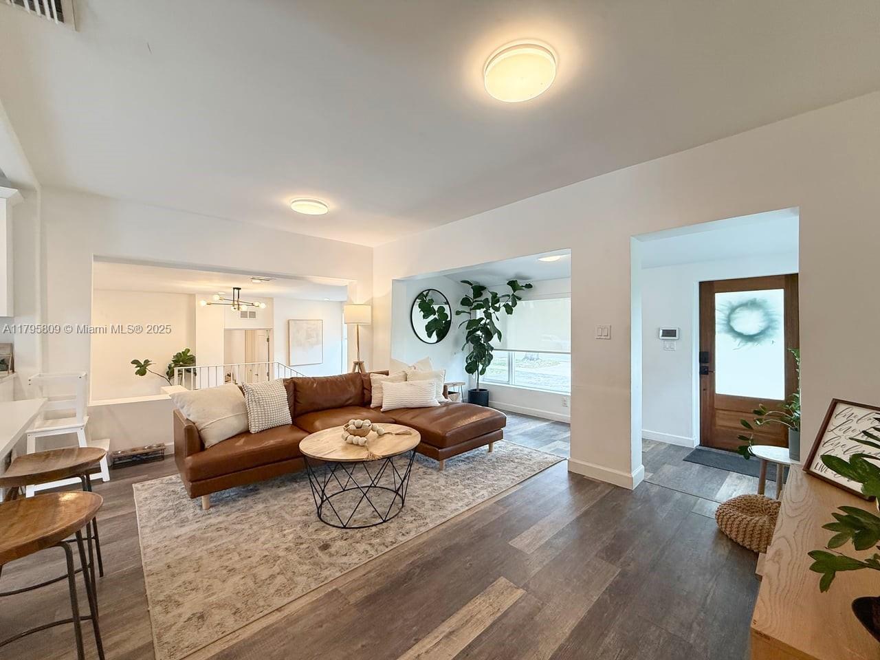 1250 Oriole Ave, Miami Springs, Florida image 15