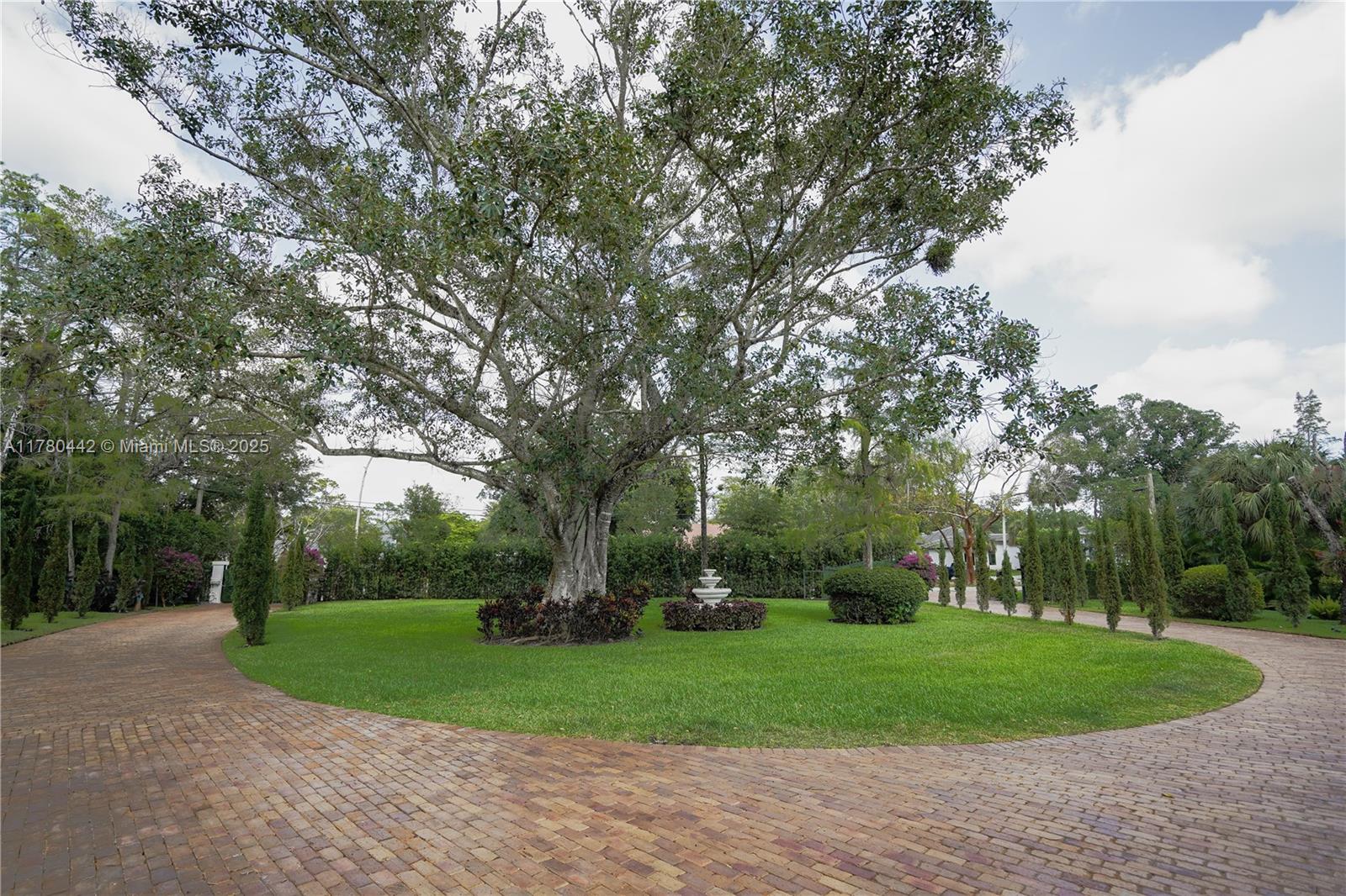 5251 NW 80th Ter, Parkland, Florida image 2