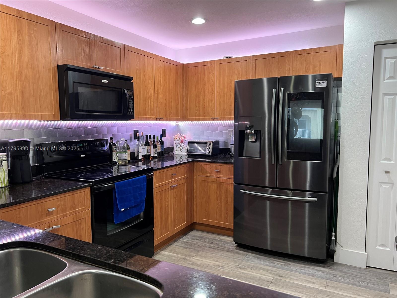 Property photo # 4