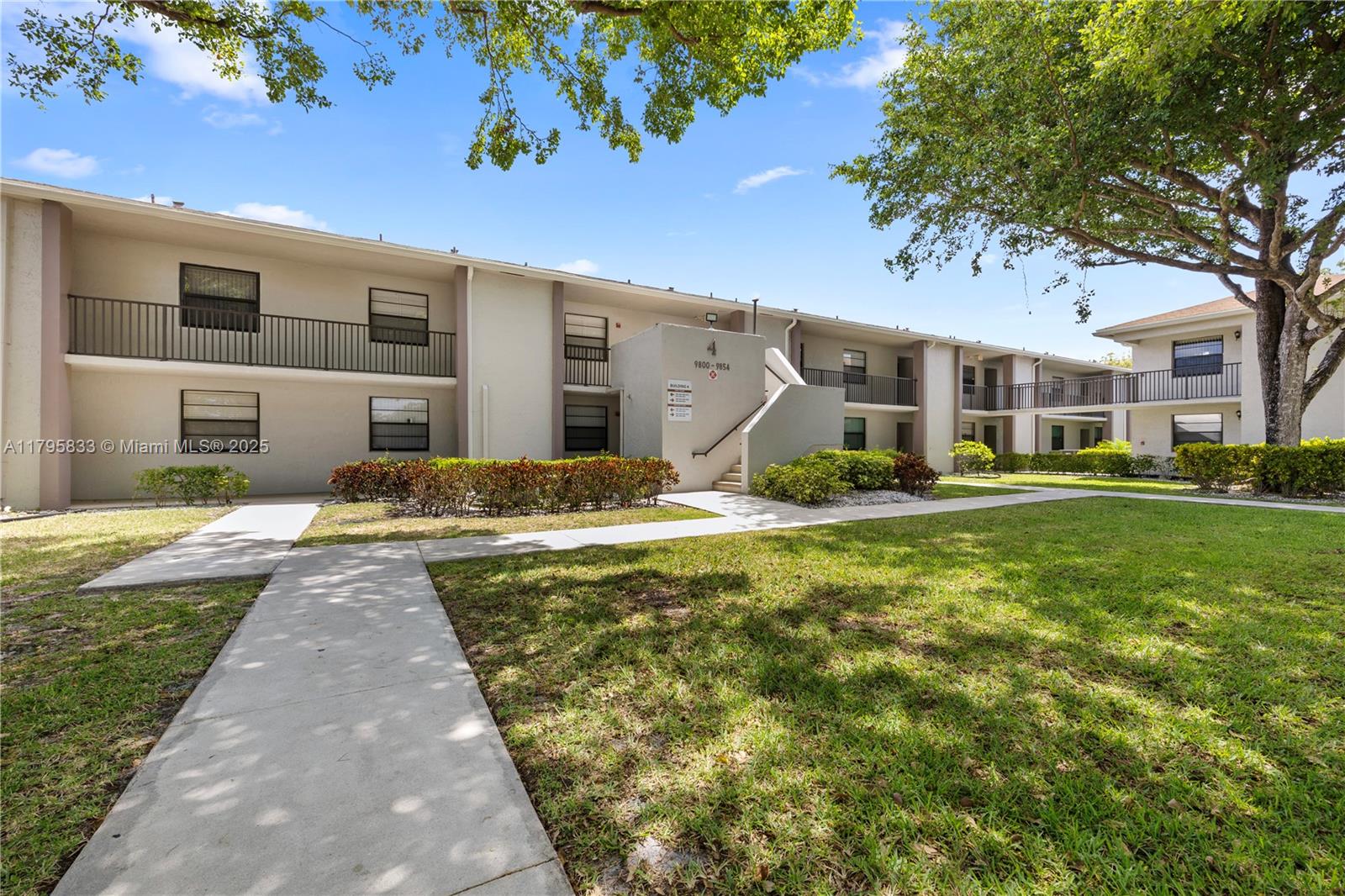 9814 W Mcnab Rd #204, Tamarac, Florida image 21