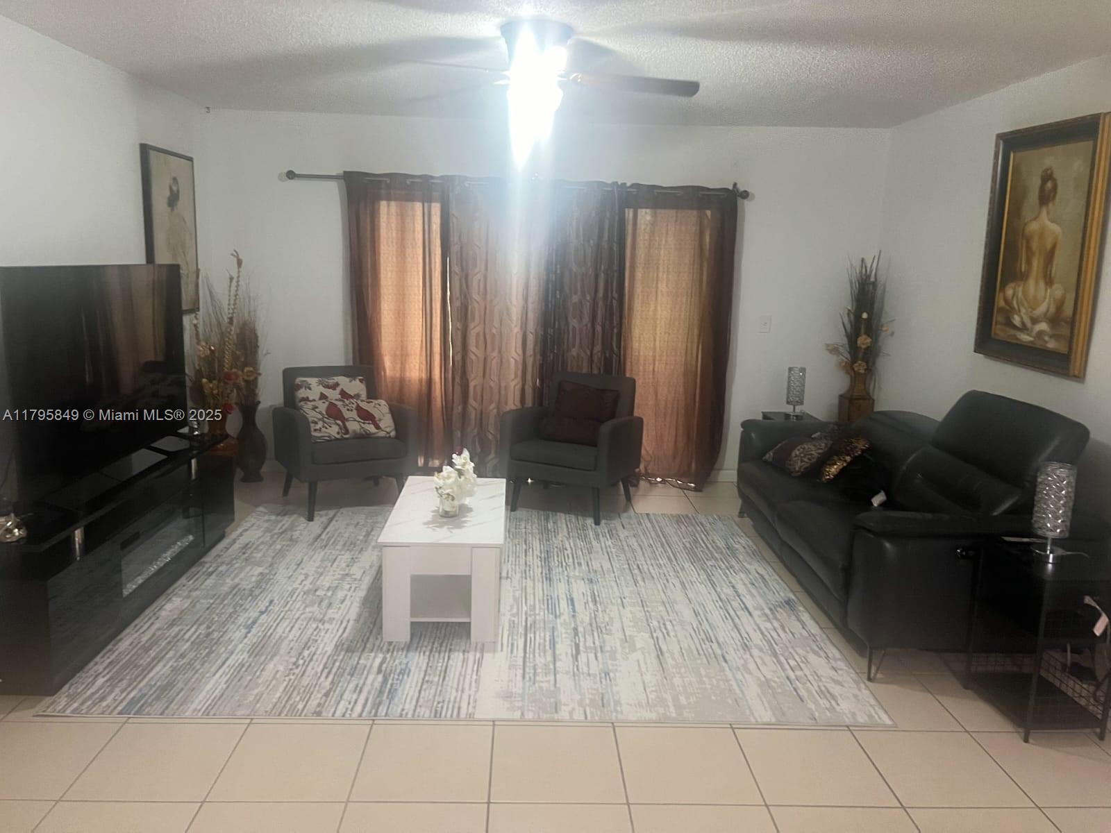 Property photo # 0
