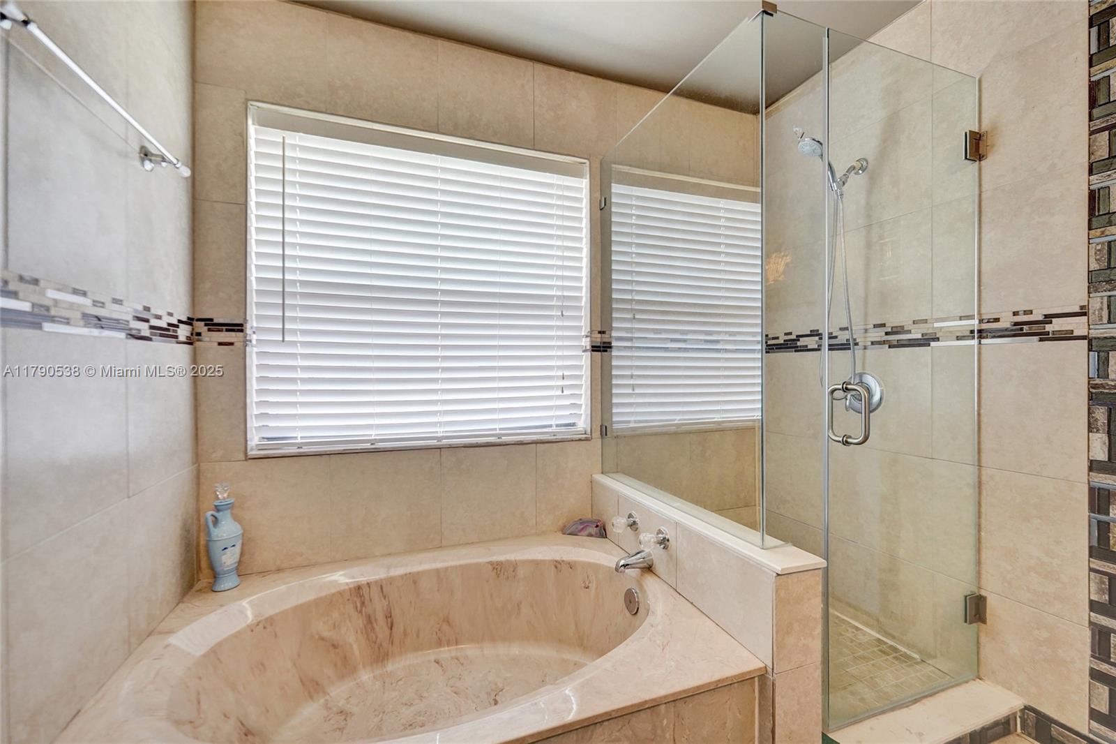 7618 NW 88th Cir, Tamarac, Florida image 18