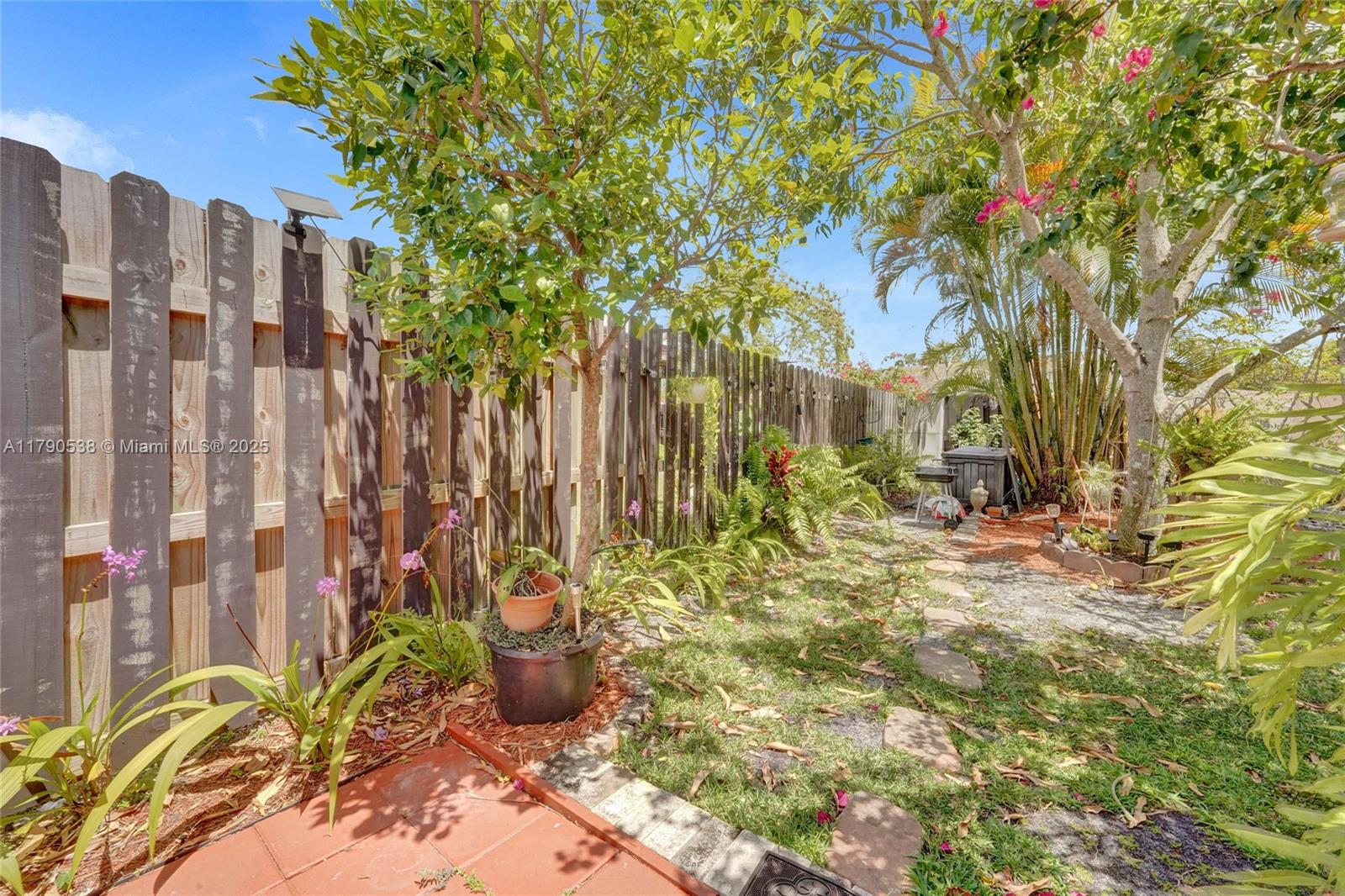 7618 NW 88th Cir, Tamarac, Florida image 7
