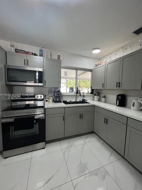 18732 NW 10th Ct, Miami Gardens, Florida image 15