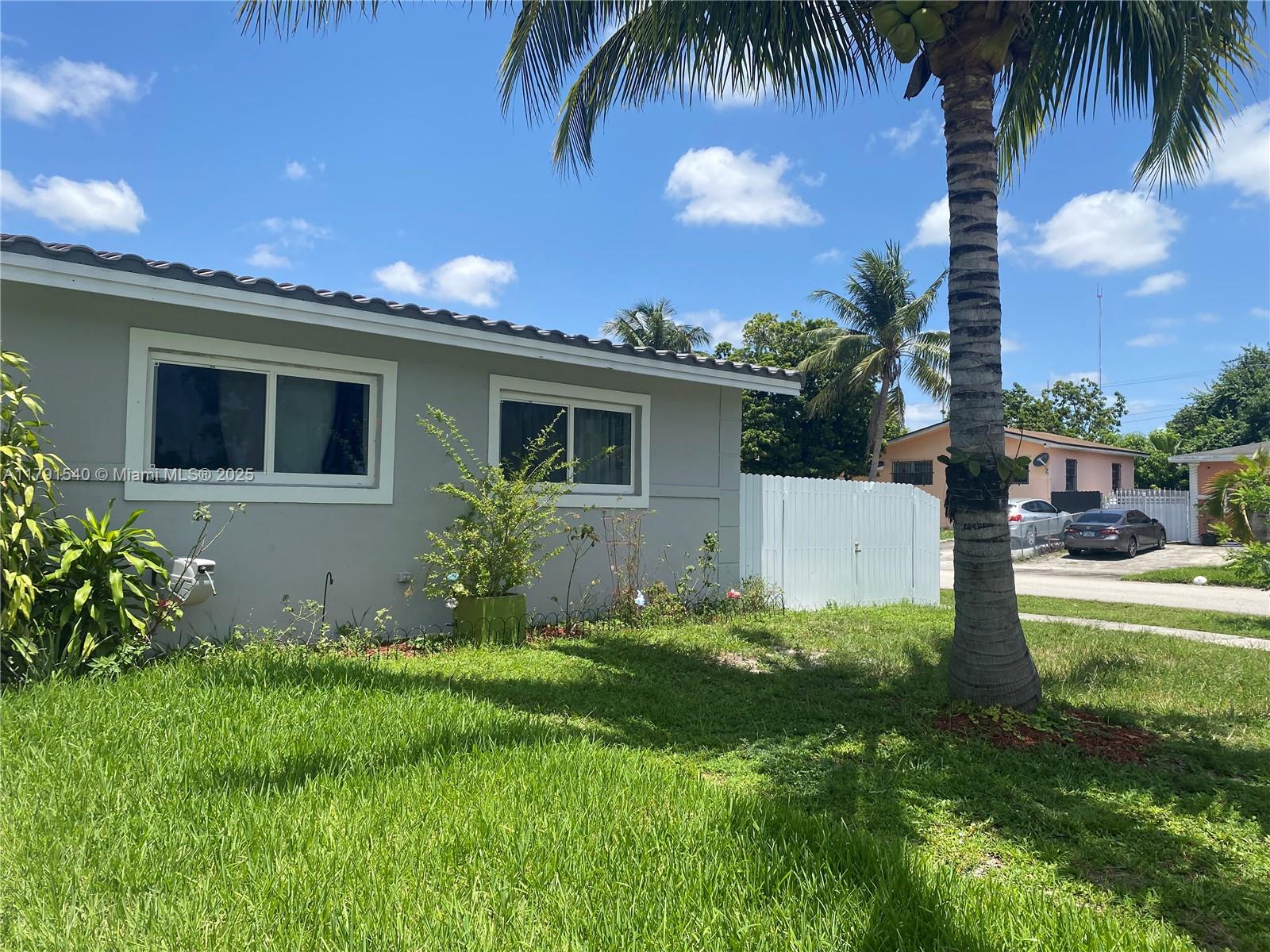18732 NW 10th Ct, Miami Gardens, Florida image 7