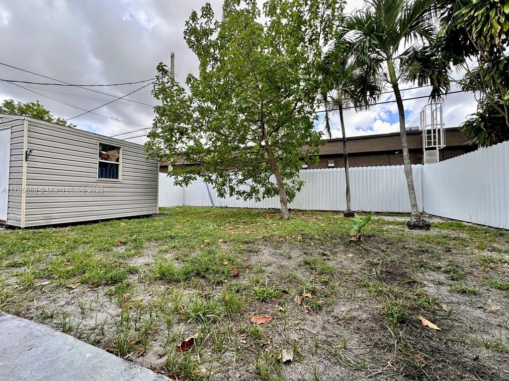 468 E 50th St, Hialeah, Florida image 16
