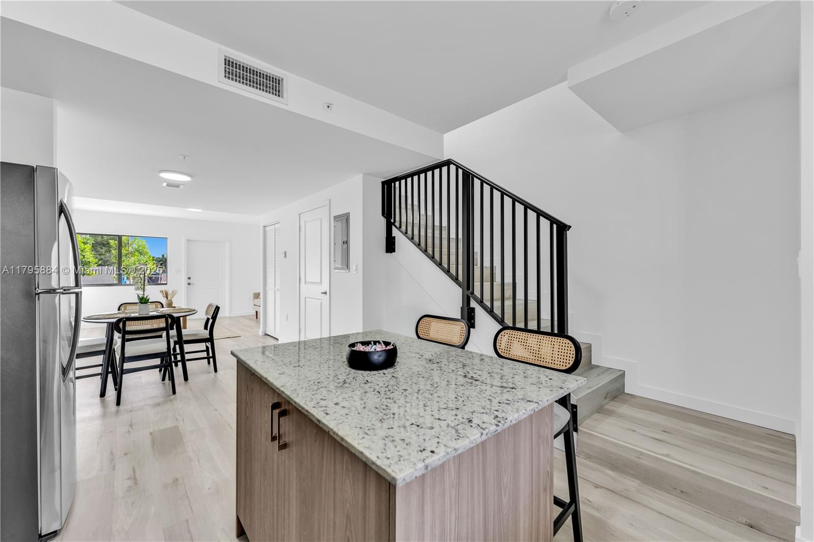 Property photo # 7